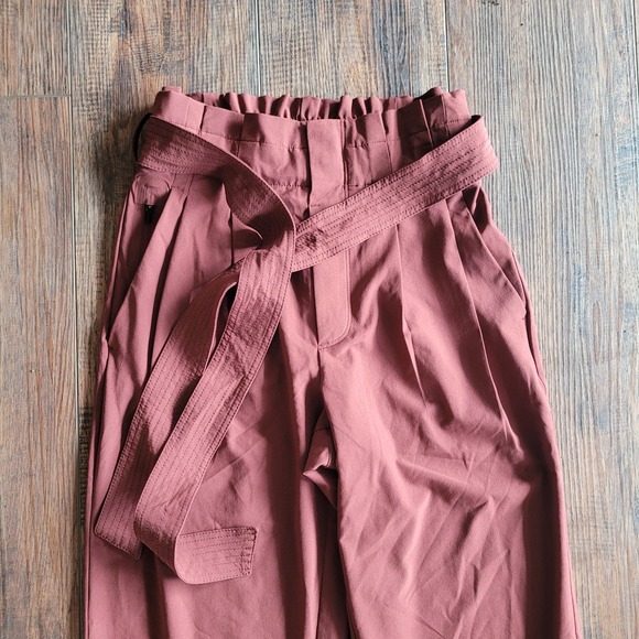 Athleta Skyline Pant II Mauve Women's Belted Wide-Leg Pants Size 2 - Picture 2 of 5